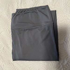 LuLaRoe Gray Leggings